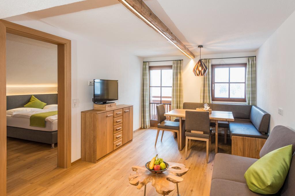 Apartments Frechhof 斯拉德明 外观 照片